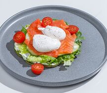 Завтрак с лососем и крем-чизом