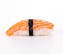 Суши с лососем