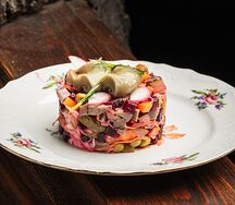 Винегрет с груздями 