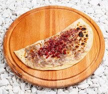 Кутаб с ореховой начинкой 