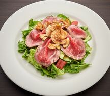 Салат с ростбифом