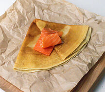 Блин с семгой