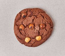 Кукис шоколадный с фундуком