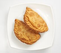 Хушууры с мясом и сыром