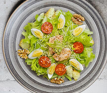 Салат Цезарь с курицей