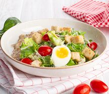 Цезарь с курицей