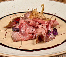 Говядина с соусом вителло тоннато