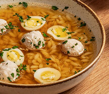 Суп с куриными фрикадельками