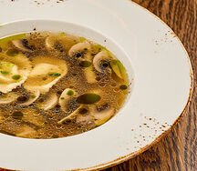 Грибной суп с сырными тортеллини