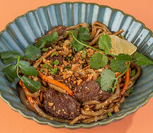 Удон с говядиной в перечном соусе