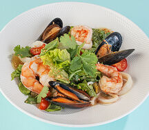Салат с морепродуктами