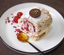 Рулет меренговый