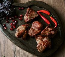 Шашлык из cвинoй шеи