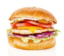 Чизбургер с куриной котлетой