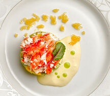 Камчатский краб с манго и авокадо