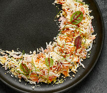 Мимоза с семгой, камчатским крабом и пармезаном