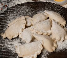 Вареники с картофелем и беконом