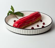 Эклер малина