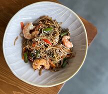 Вок с креветками