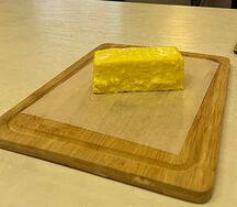 Муссовое пирожное Манго-маракуйя