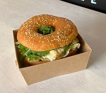 Бейгл с печеной телятиной и картофелем