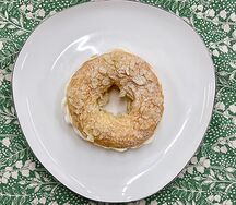 Заварное кольцо с маскарпоне и клубникой