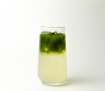 Ананасовый матча тоник