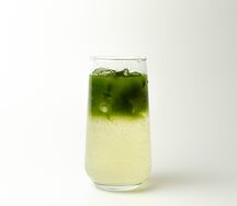 Ананасовый матча тоник