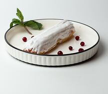 Эклер с белым шоколадом