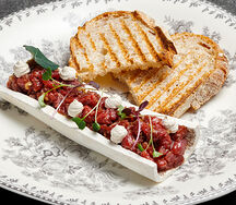 Тартар из мраморной говядины