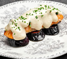 Лосось с муссом из пармезана
