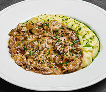 Бефстроганов из телятины