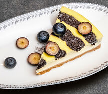 Райхеншвандский маковый чизкейк с голубикой