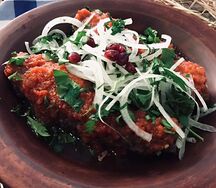 Люля-кебаб в соусе из курицы