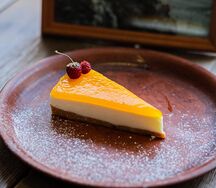 Чизкейк манго-маракуйя