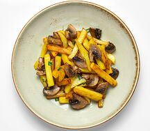 Картофель жареный с грибами