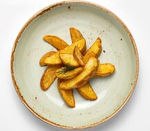 Картофельные дольки в специях