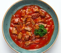 Гуляш из говядины