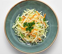 Салат из капусты с морковью