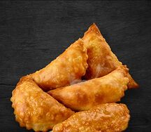 ЧебурекМи с клубникой и бананом