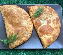 Чебурек Жюльен с курицей