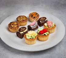 Корзиночки и Картошка набор пирожных