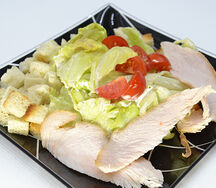 Салат Цезарь с курицей