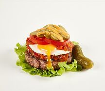 Бургер Тётя из Барселоны в листьях