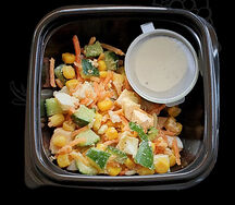 Салат с куриным филе, корейской морковкой и тунцовым соусом