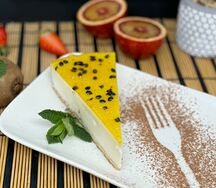 Чизкейк манго-маракуйя