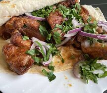 Шашлык из cвинoй шеи