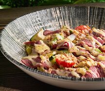 Салат с ягненком
