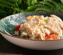 Цезарь с курицей