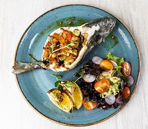 Дорадо с овощами